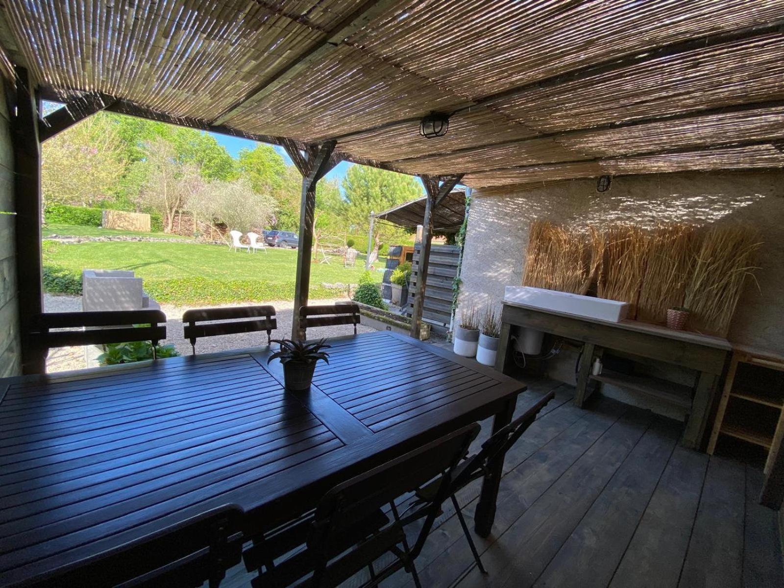 Gite Et Studios Les Barongeres Farges-les-Chalon Екстериор снимка