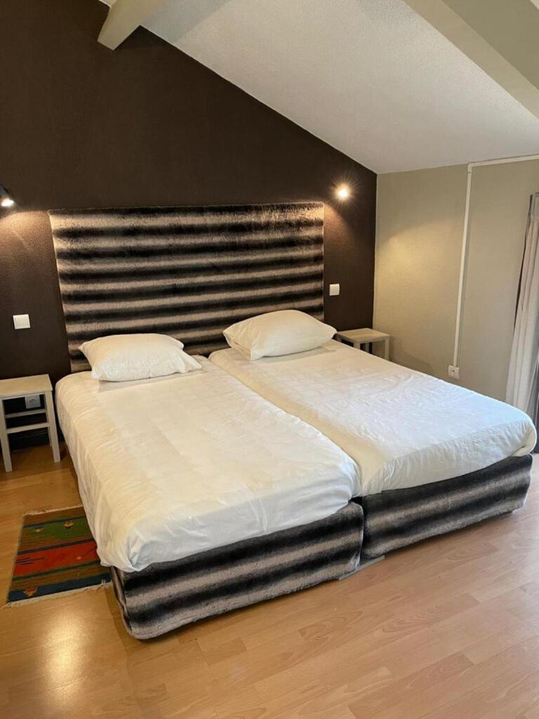 Gite Et Studios Les Barongeres Farges-les-Chalon Екстериор снимка